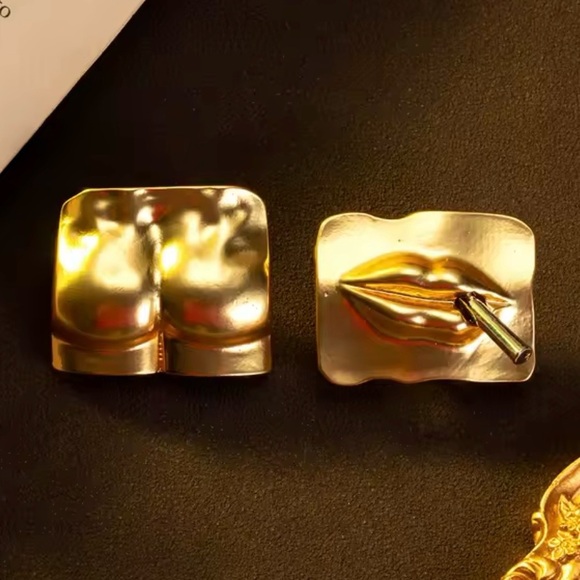 Schiaparelli Style Cheeky Cigarette Earrings - Picture 4 of 5